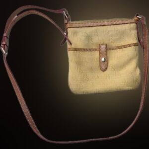 Dooney and Bourke Signature Letter Carrier Crossbody Purse Handbag 8x8 Tan/Brown